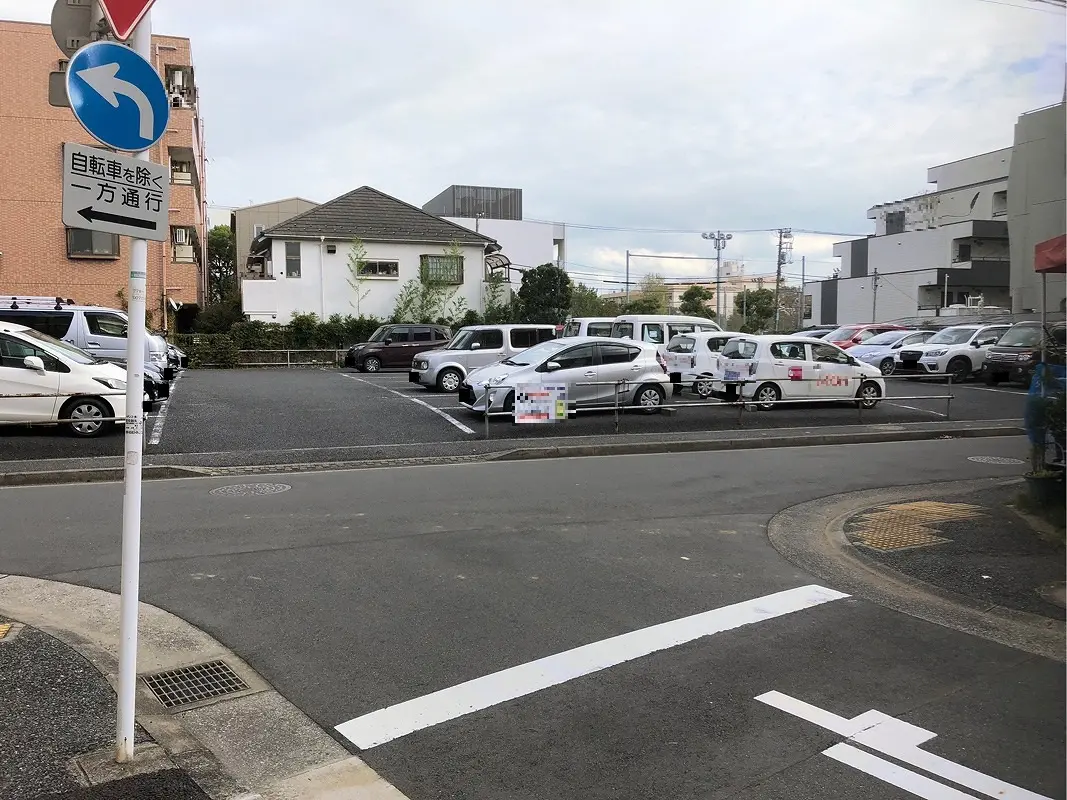 江戸川区東葛西６丁目　月極駐車場